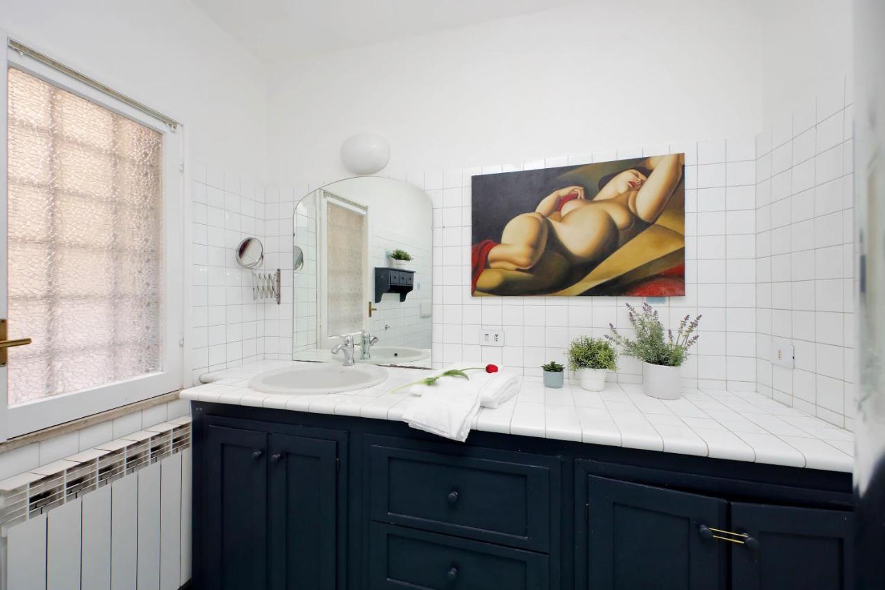 Monti Spacious Apartment 2 Рим Екстериор снимка