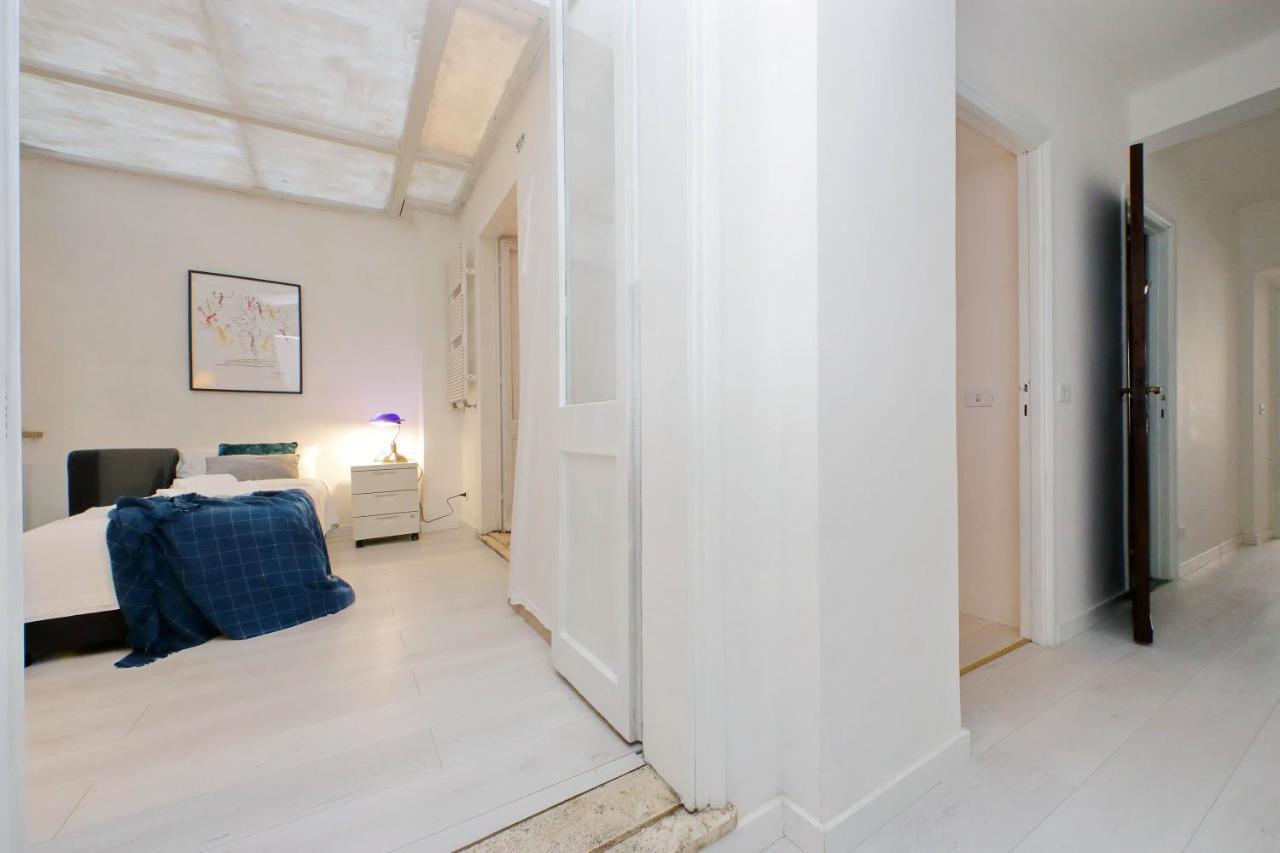 Monti Spacious Apartment 2 Рим Екстериор снимка